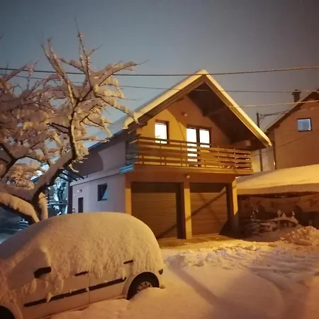Sweet House Apartman