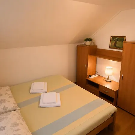 Sweet House, 2 Bedrooms, Free Parking, Near Sarajevo & Jahorina *